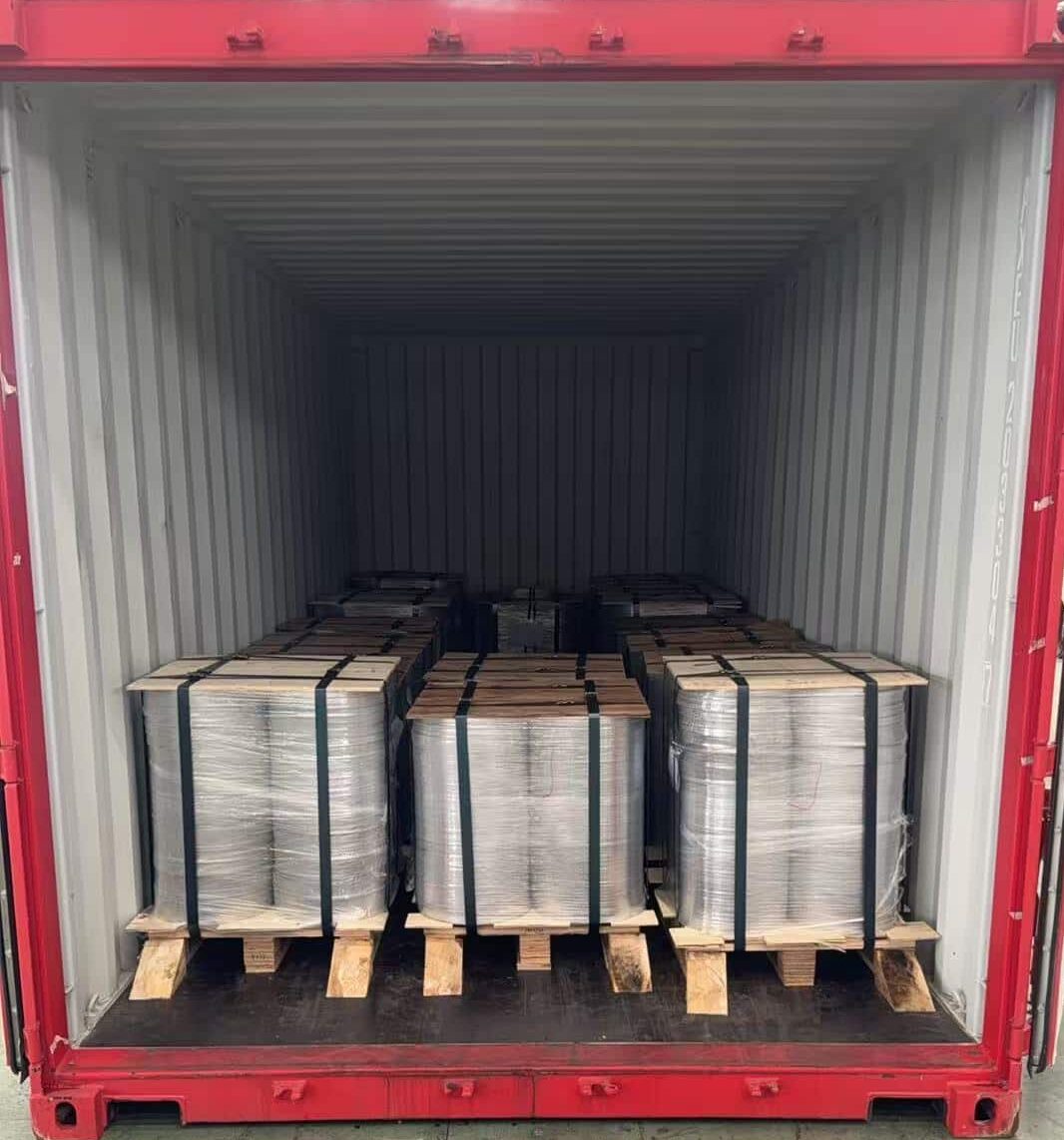 container loading of triply stainless steel circles for export